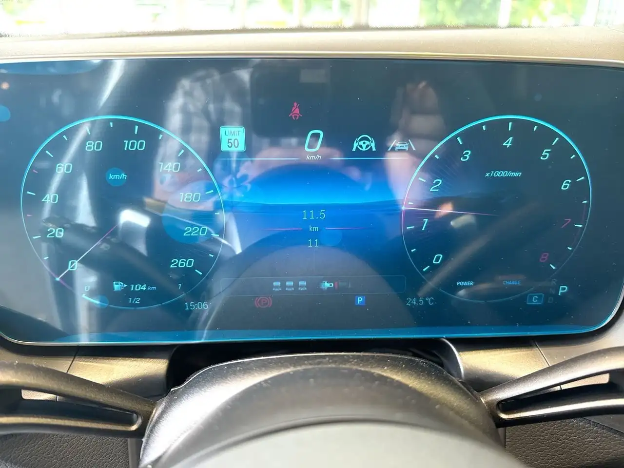 Mercedes-Benz GLC снимка Mercedes-Benz GLC