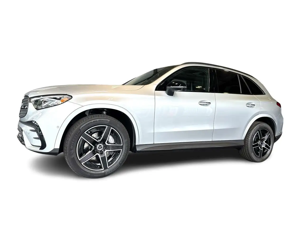 Mercedes-Benz GLC снимка Mercedes-Benz GLC