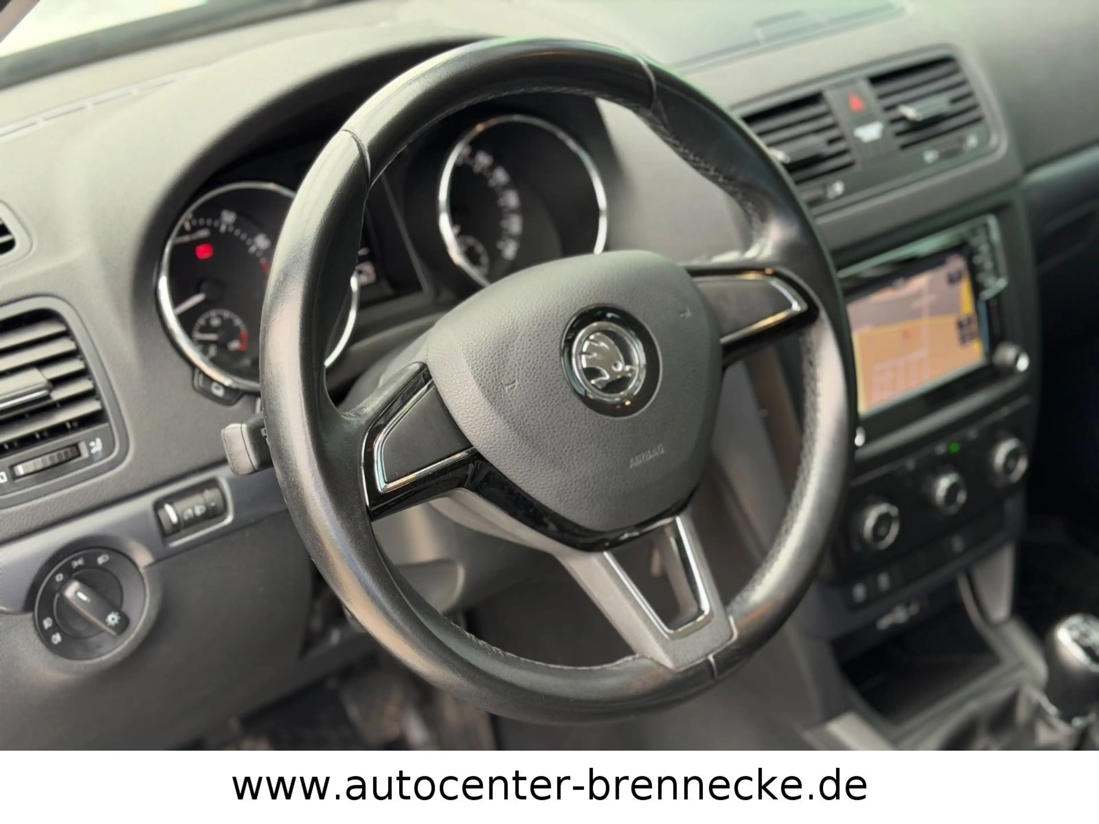 Skoda Yeti Ambition Outdoor*1. Hand* — photo 11