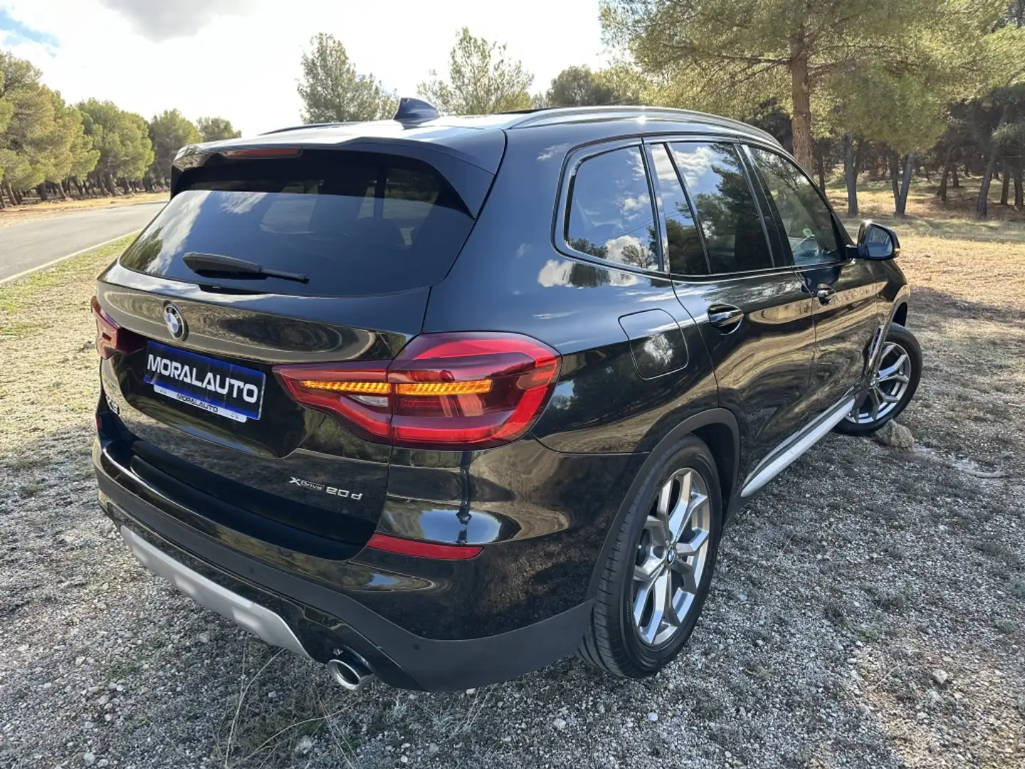 BMW X3 xDrive 20dA Negro - 2