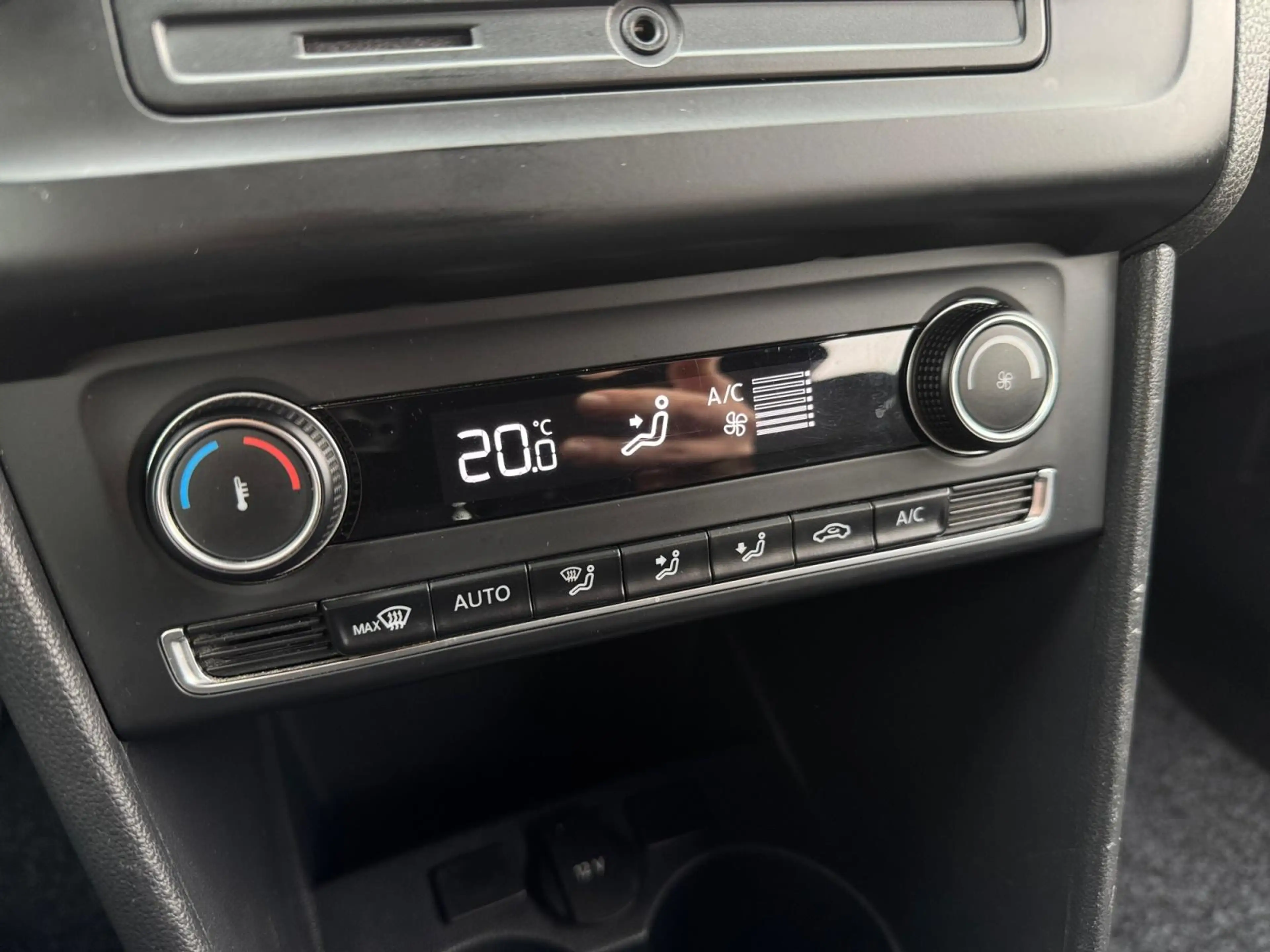 Volkswagen Polo 1.2 TSI Comfortline ✅ Clima ✅ LMV — photo 8
