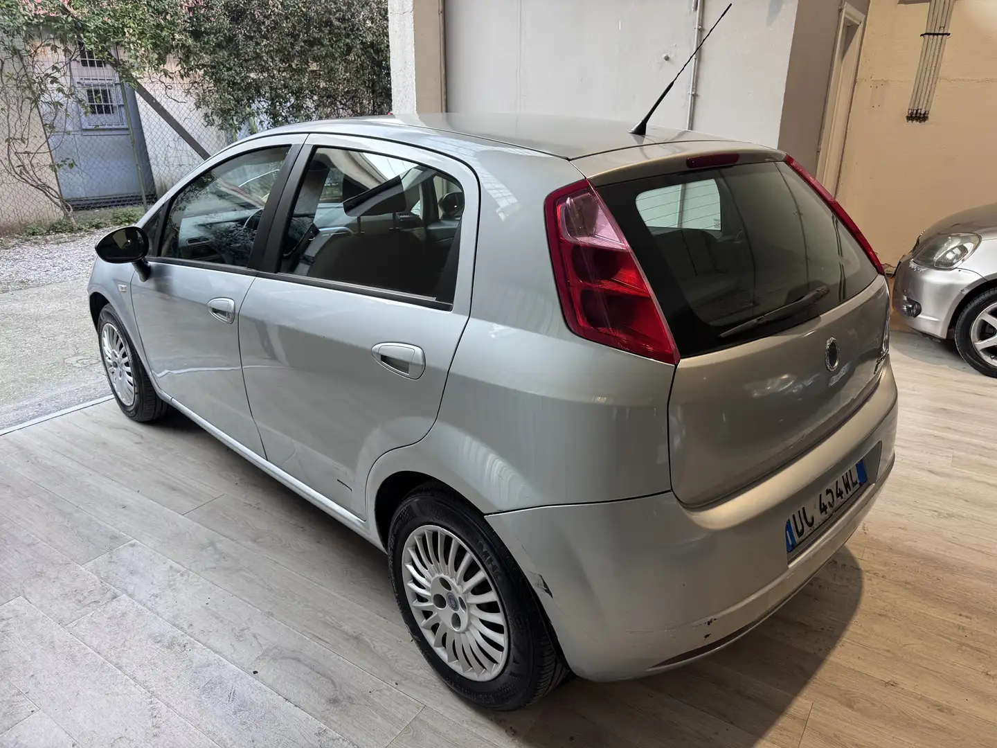 Fiat Grande Punto 5p 1.2 Dynamic 65cv - 2