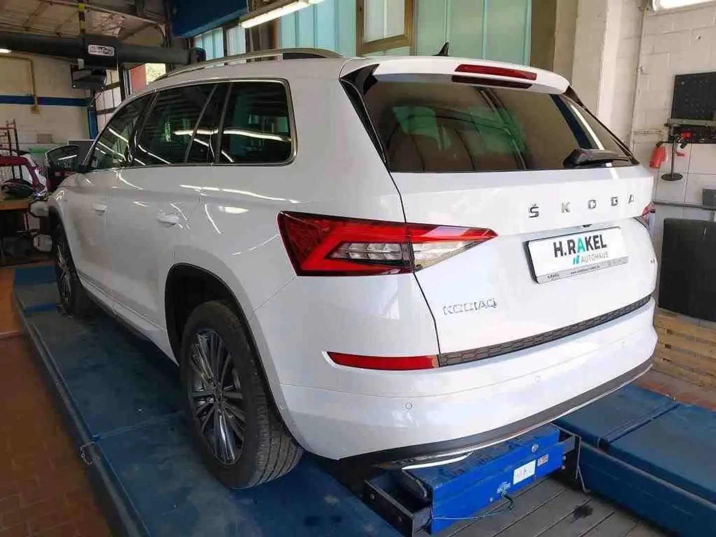 Skoda Kodiaq Laurin&Klement Pano+4x4 Bianco - 2