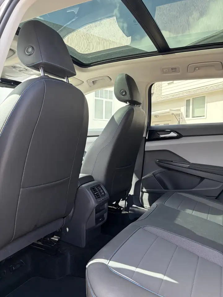 Volkswagen Taos снимка Volkswagen Taos