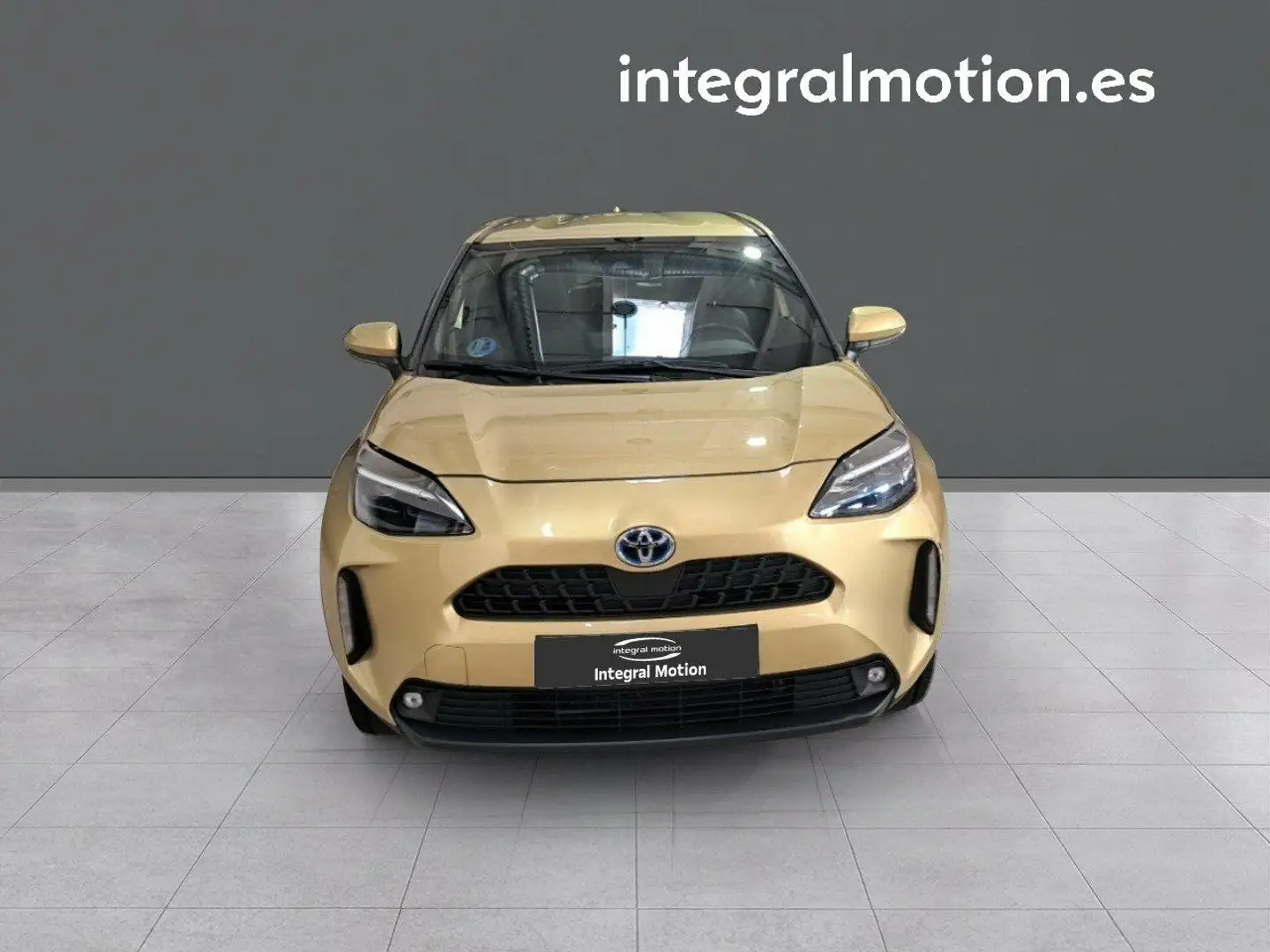 Toyota Yaris Cross 1.5 120H Active Tech Amarillo - 2