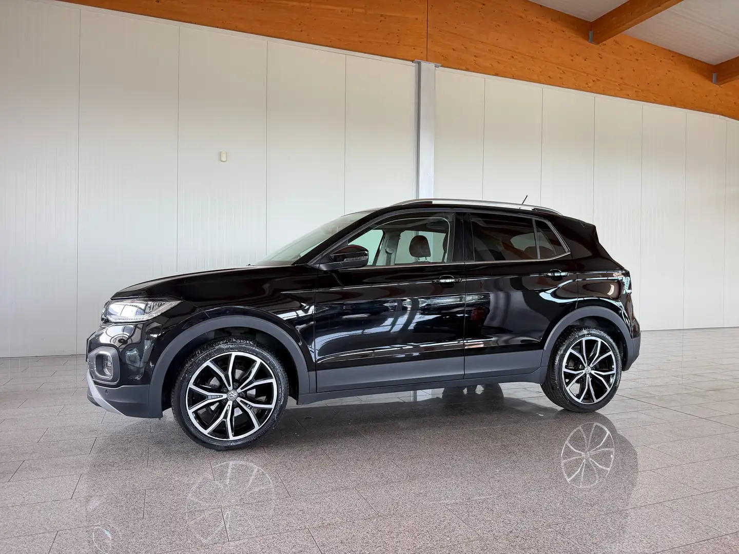 Volkswagen T-Cross Style DSG Schwarz - 1