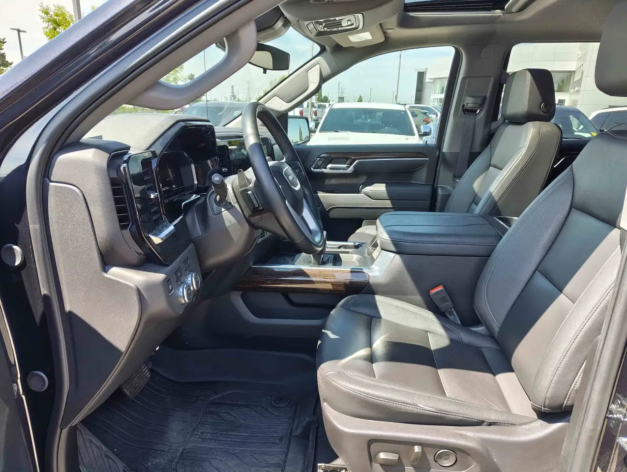 GMC Sierra 1500 снимка GMC Sierra 1500