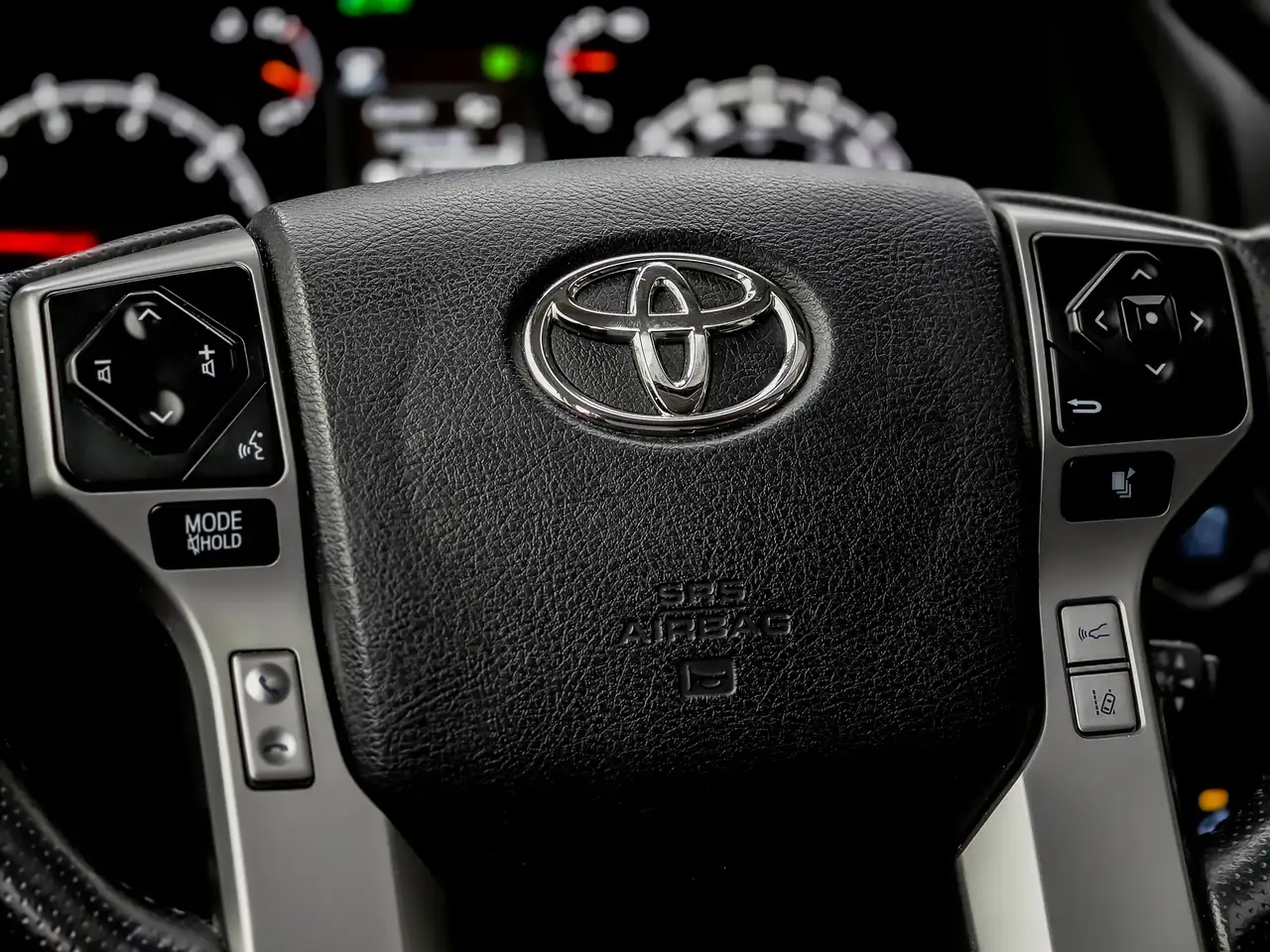 Toyota 4-Runner снимка Toyota 4-Runner
