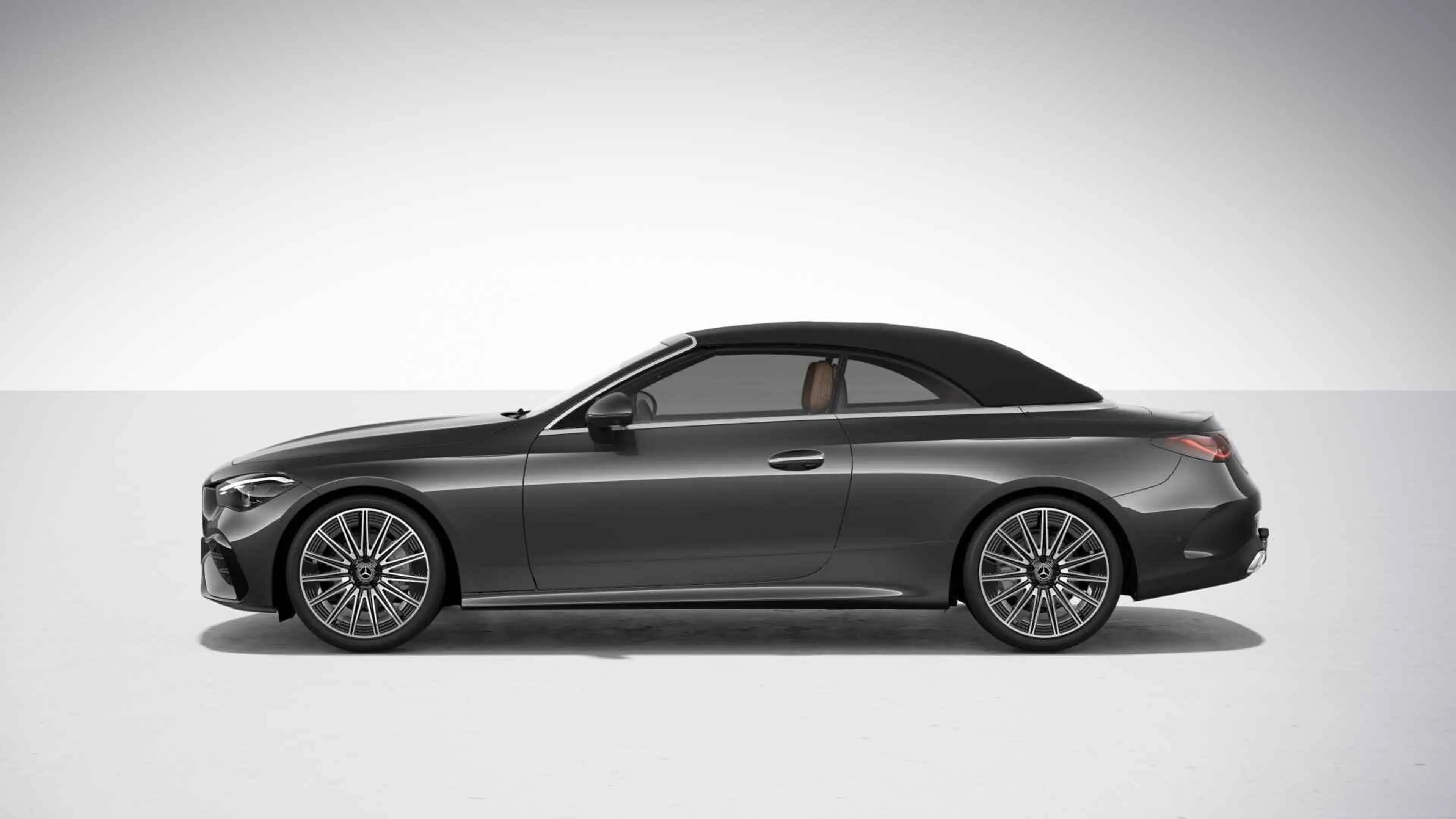 Mercedes-Benz CLE 200 Cabriolet AMG Line — photo 7