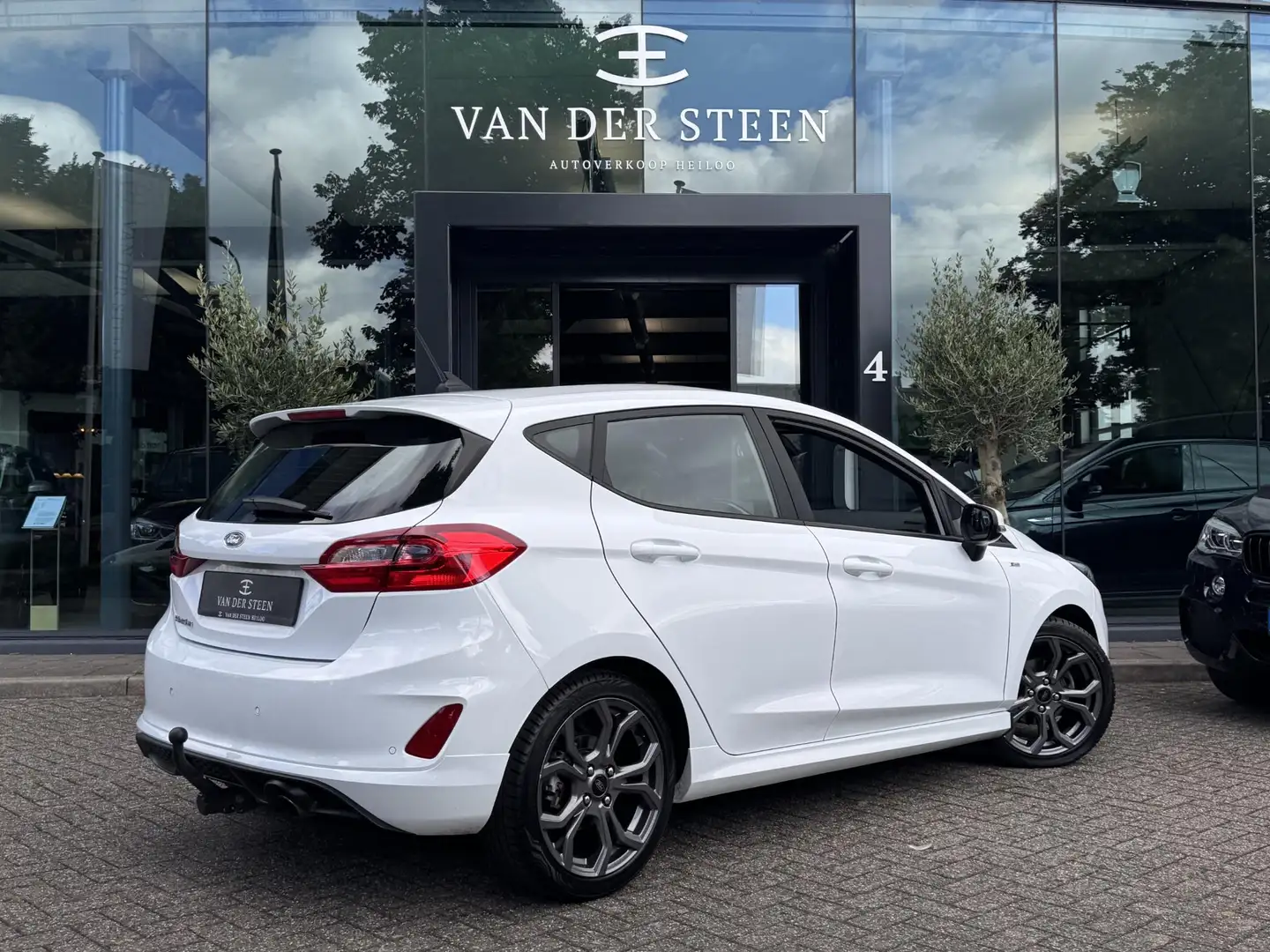 Ford Fiesta 1.0 EcoBoost ST-Line Winterpack | Apple Carplay | Wit - 2