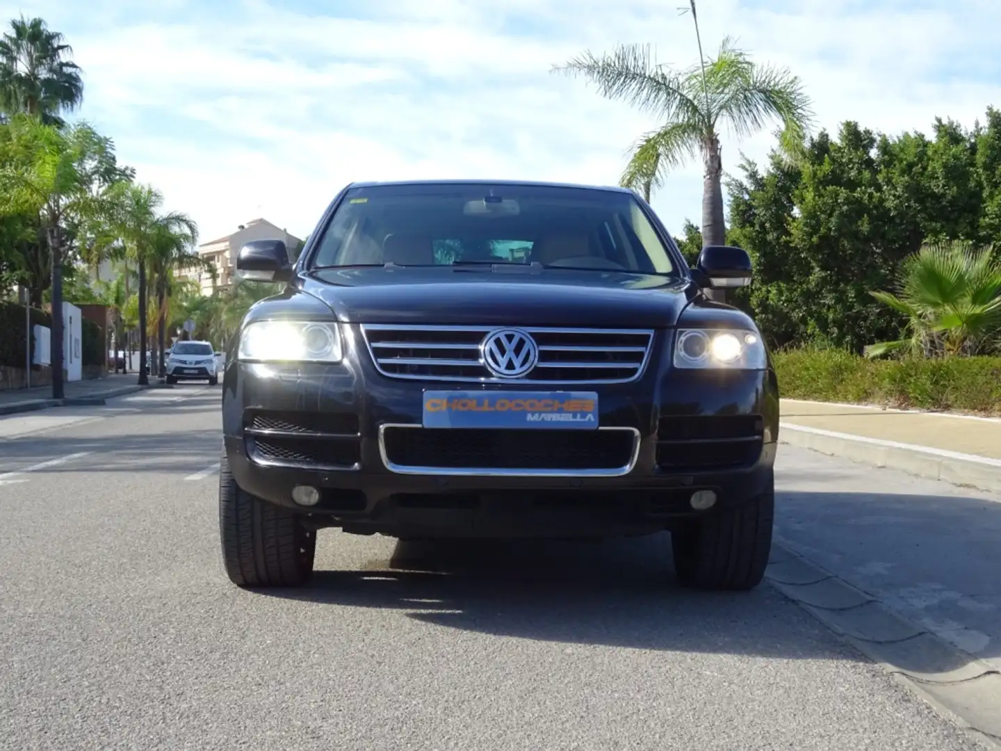 Volkswagen Touareg 5.0TDI V10 Tiptronic Negro - 2