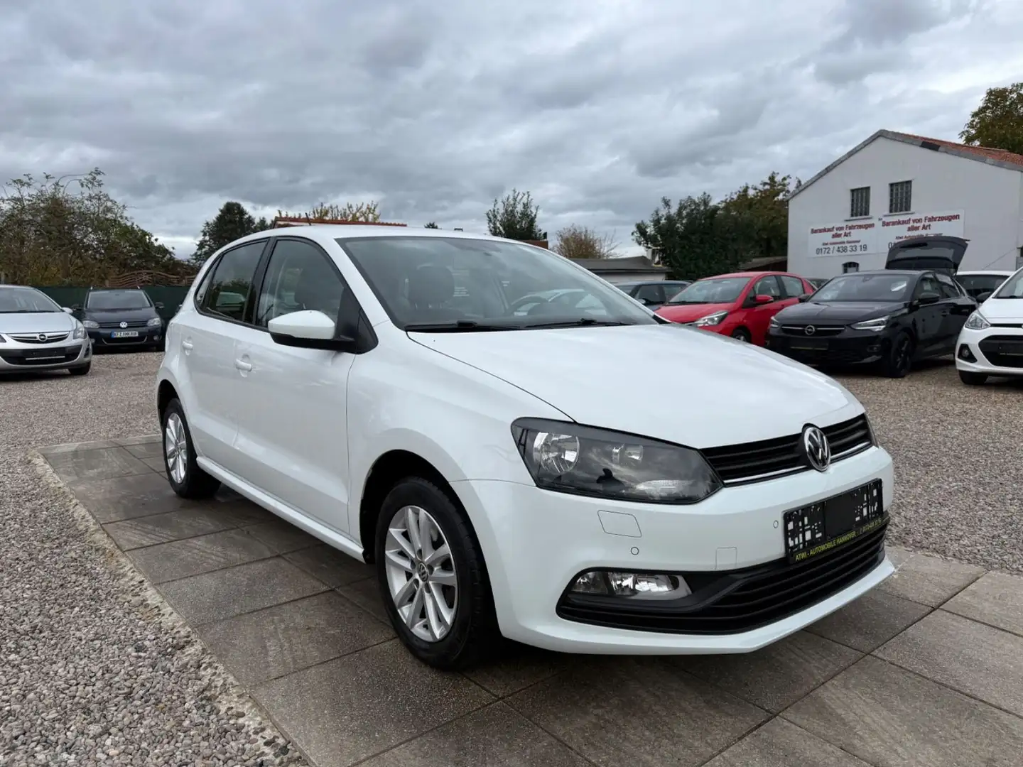 Volkswagen Polo V Trendline Sportsitze Sport Lenkrad Weiß - 1