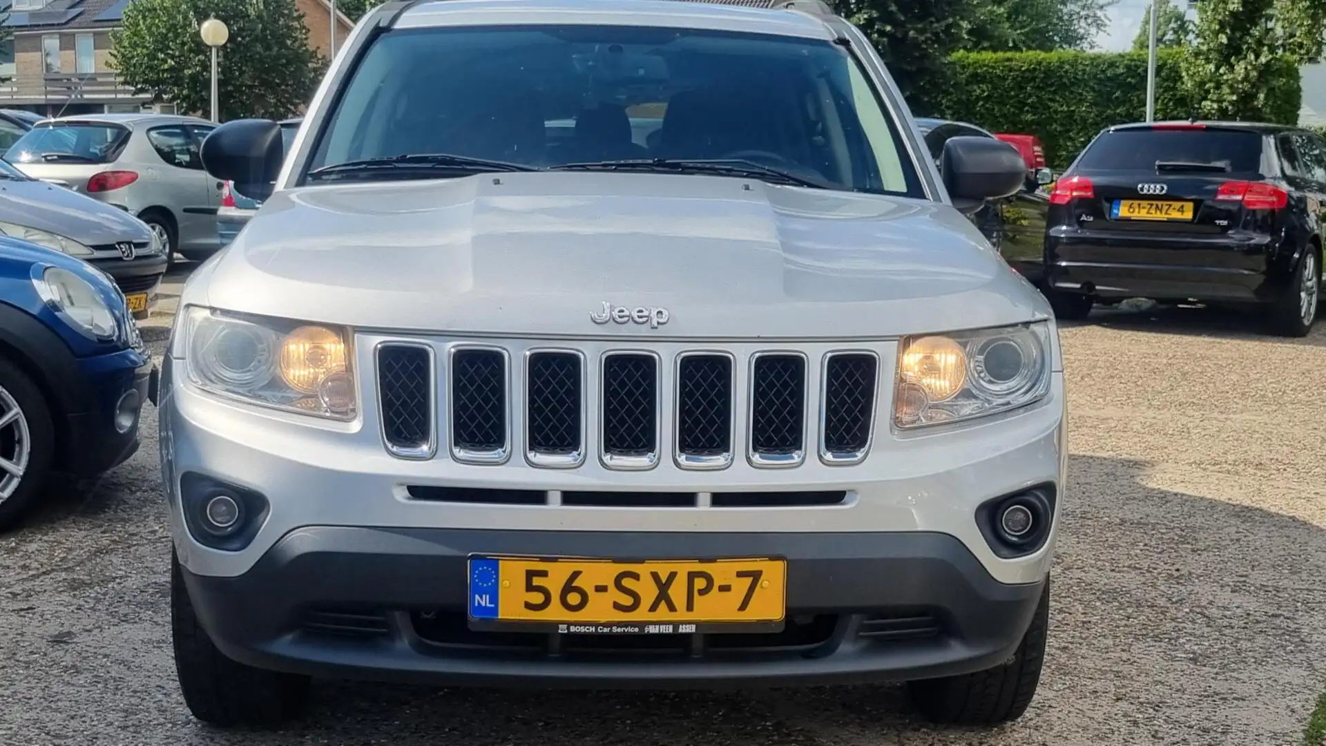 Jeep Compass 2.0 Sport Grijs - 2