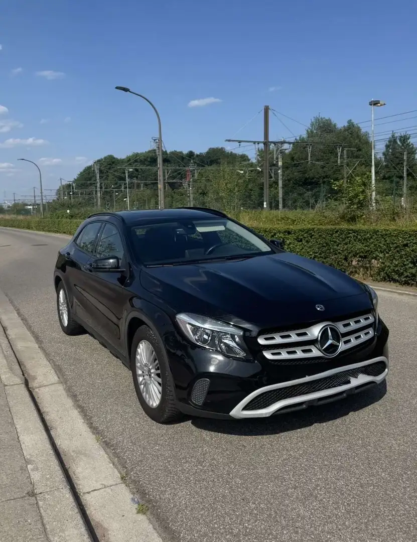 Mercedes-Benz GLA 180 Business Solution (EU6.2) - 2