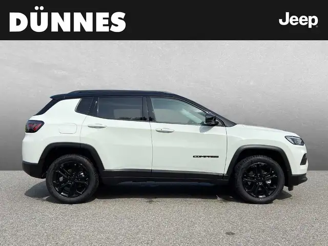 Jeep Compass view 6