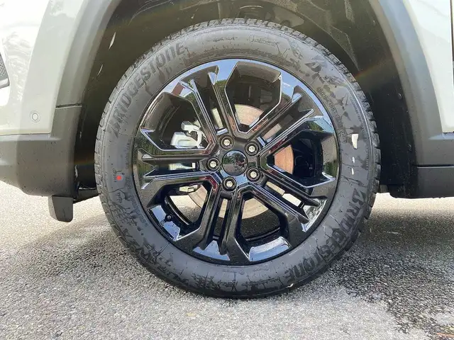 Jeep Compass view 9