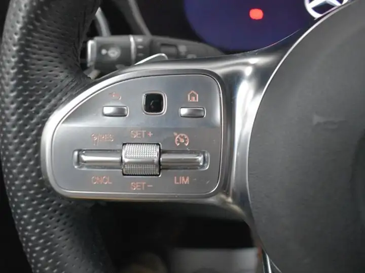 Mercedes-Benz GLC 2020, foto 13