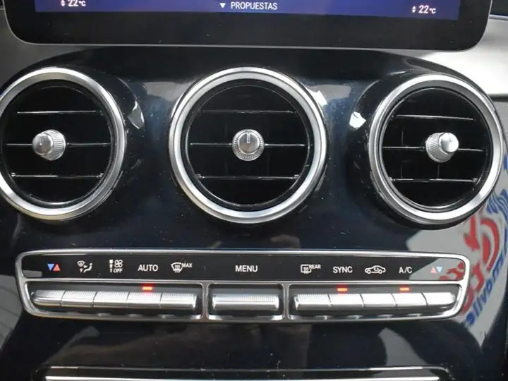 Mercedes-Benz GLC 2020, foto 18