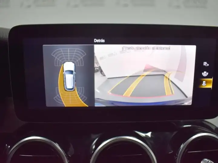 Mercedes-Benz GLC 2020, foto 30