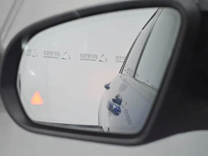 Mercedes-Benz GLC 2020, foto 7