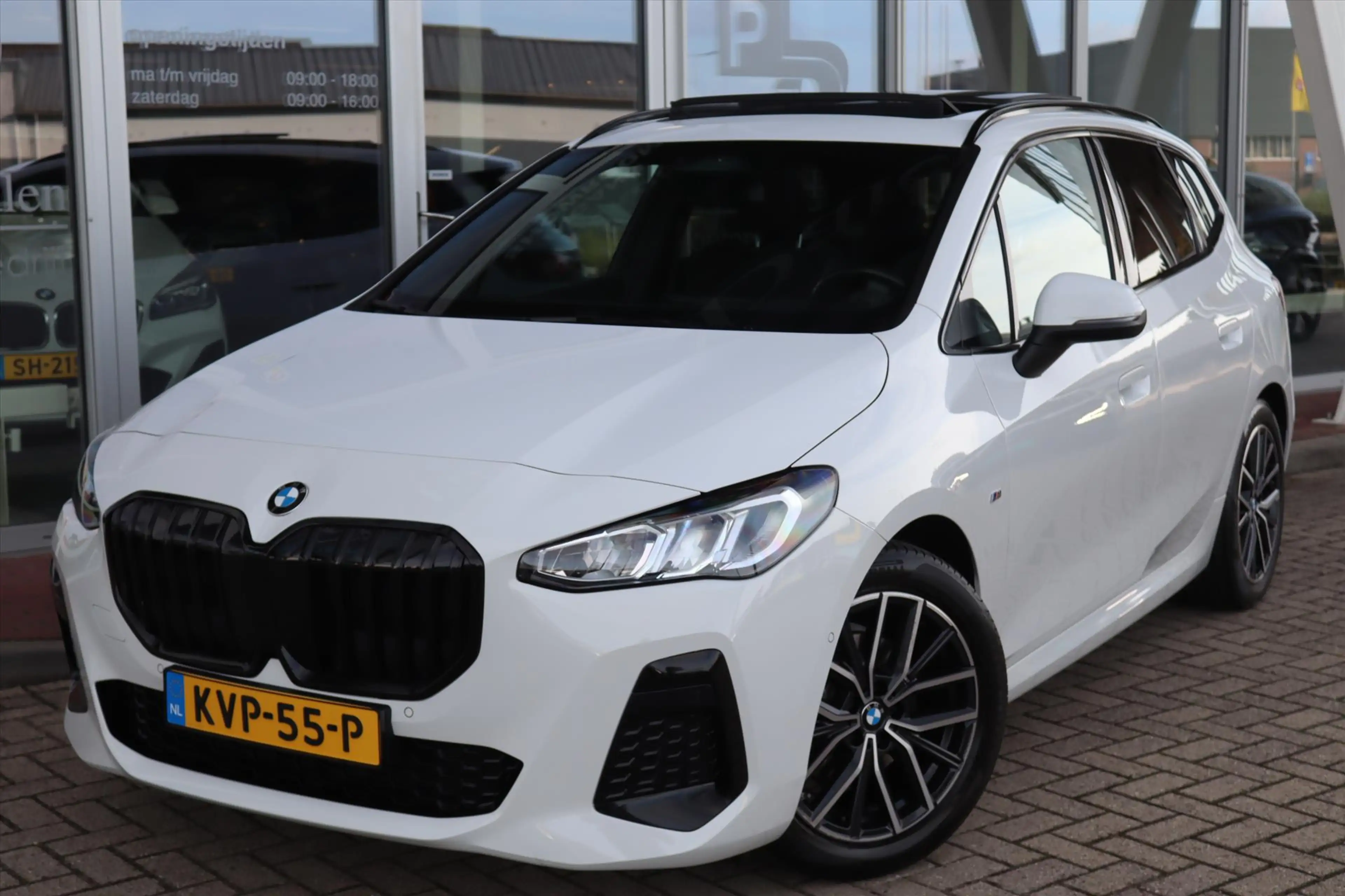 BMW 220 2-Serie Active Tourer (u06) 220i M-SPORT Shadow Li — photo 47