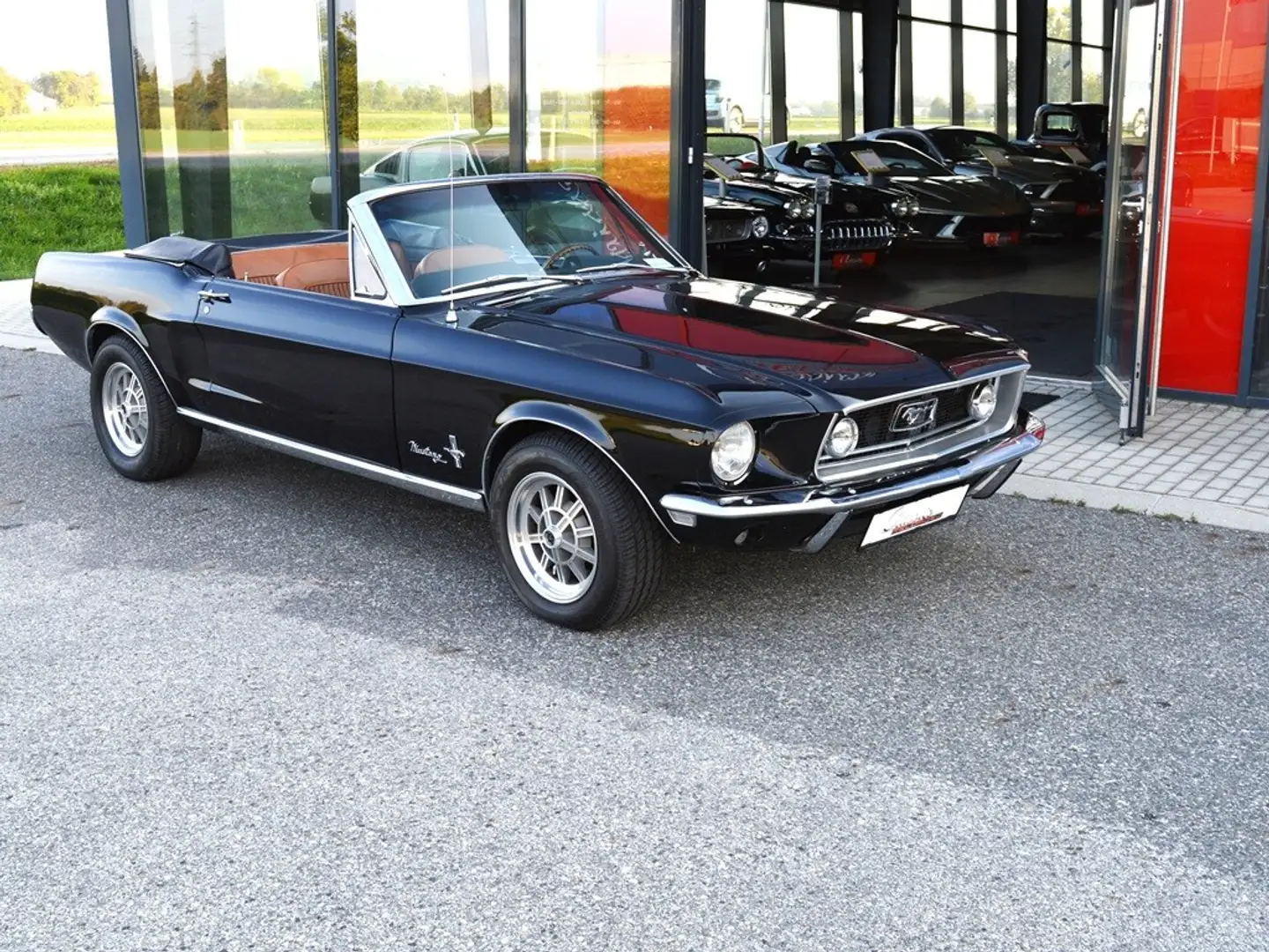 Ford Mustang 302cui V8 Cabrio Schwarz - 1