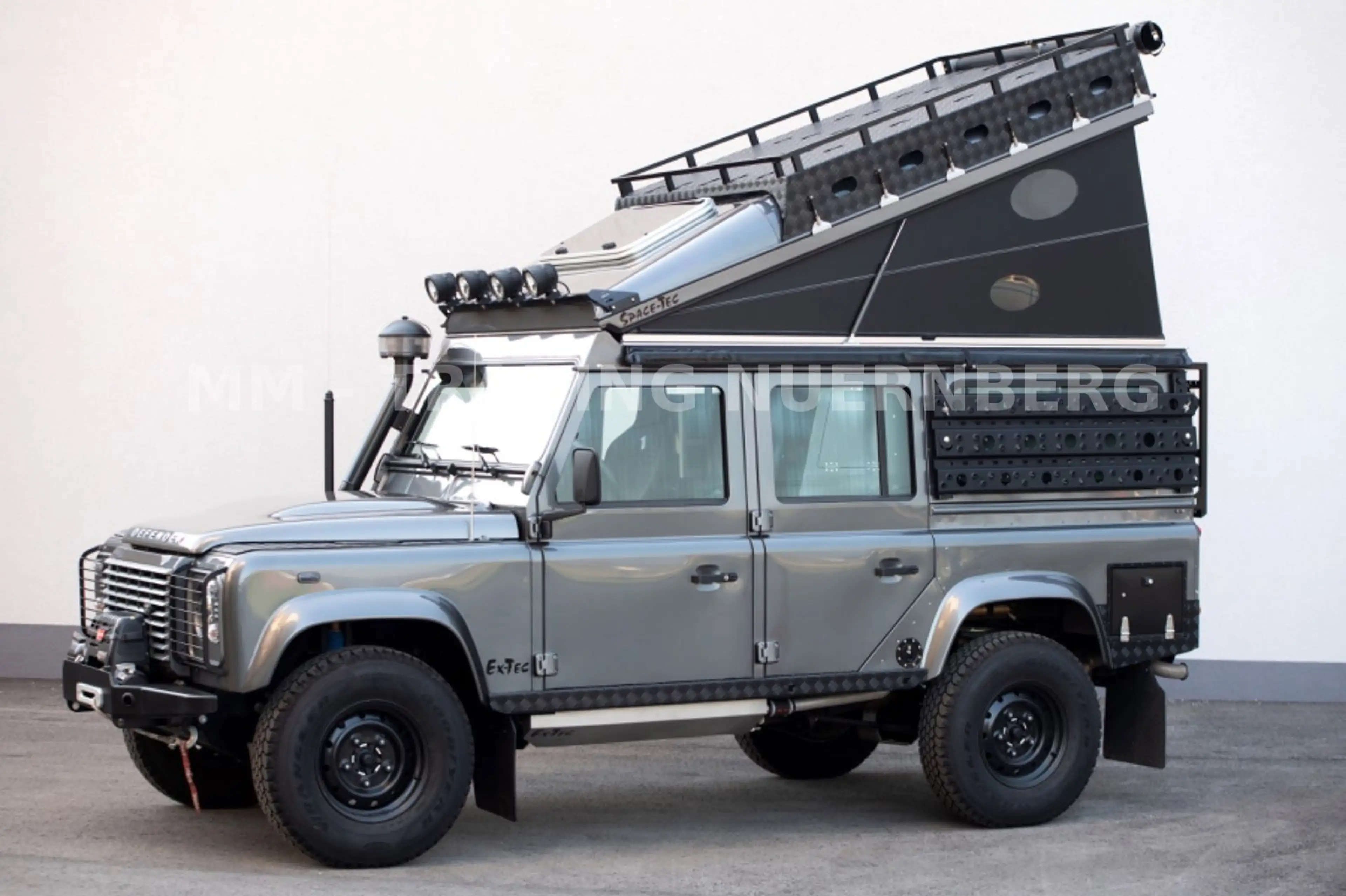 Land Rover Defender DEFENDER 110 SE KOMPLETTUMBAU EX-TEC- UNBENUTZT — photo 2
