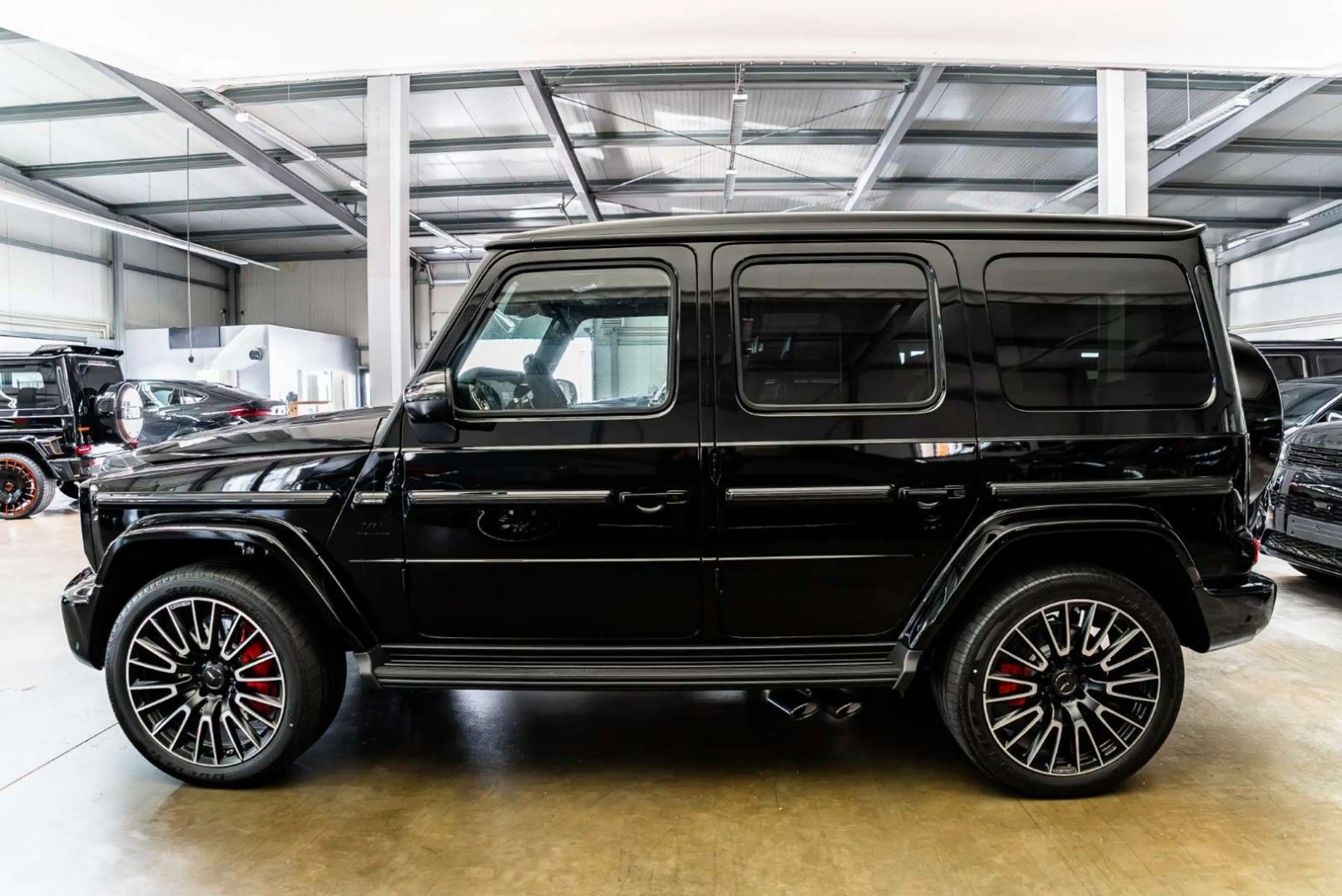 Mercedes-Benz G 63 AMG / Carbon Exterieur / A22 / MY 2027 — photo 13