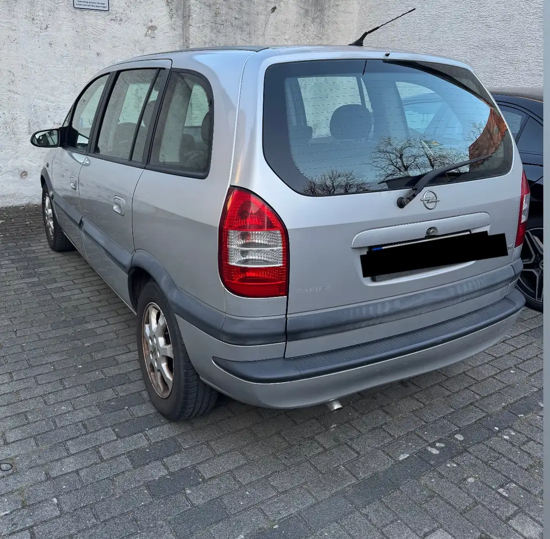 Opel Zafira 1.8 - 1