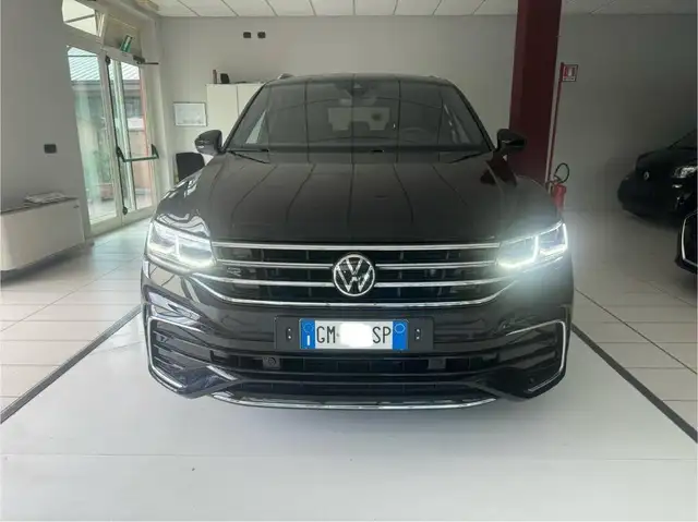 Volkswagen Tiguan view 7