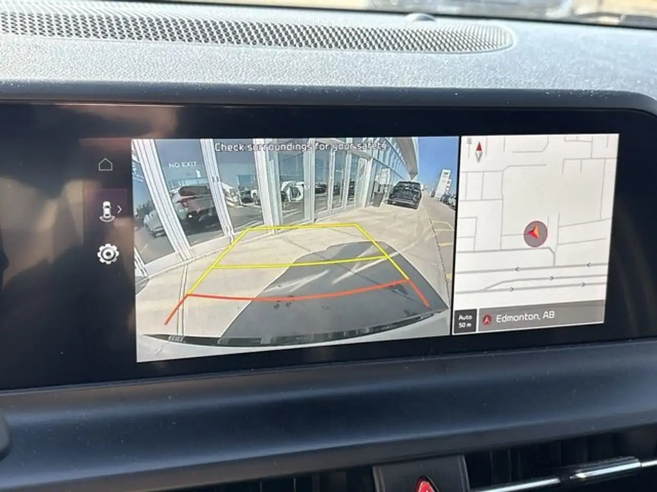 Kia Seltos снимка Kia Seltos