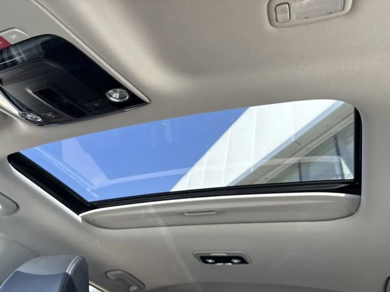 Kia Seltos снимка Kia Seltos