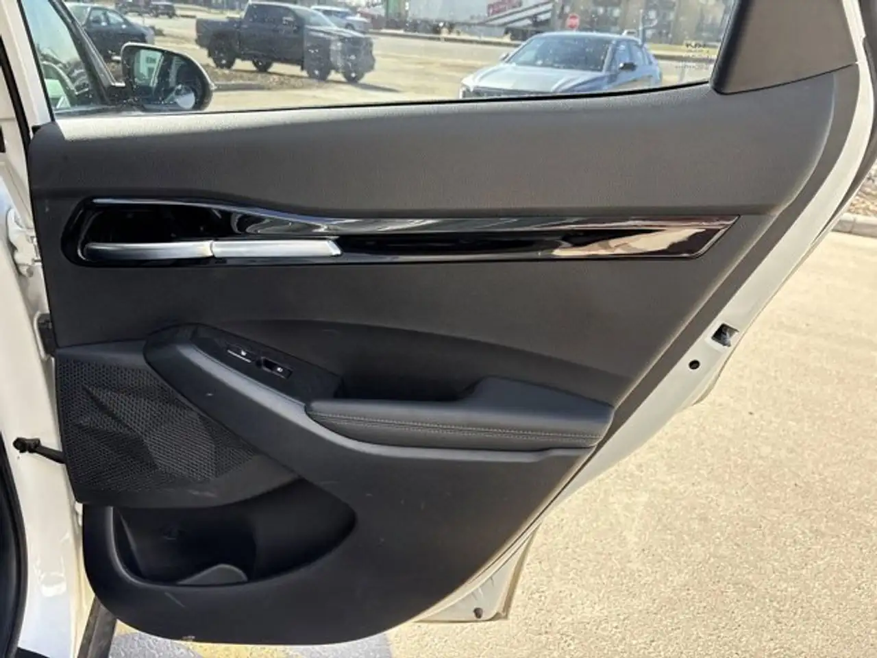 Kia Seltos снимка Kia Seltos