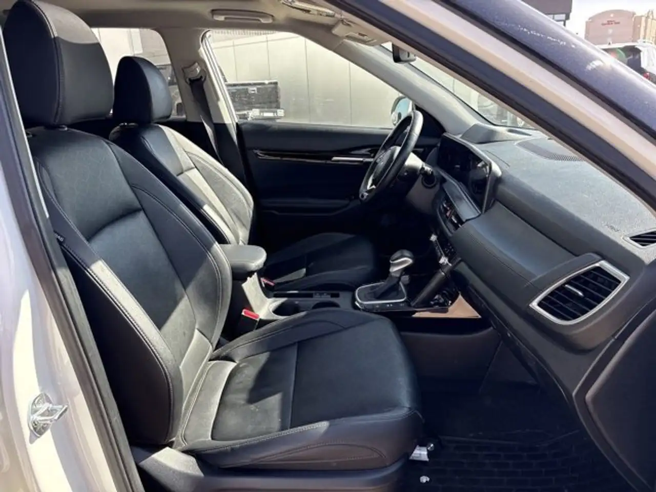 Kia Seltos снимка Kia Seltos