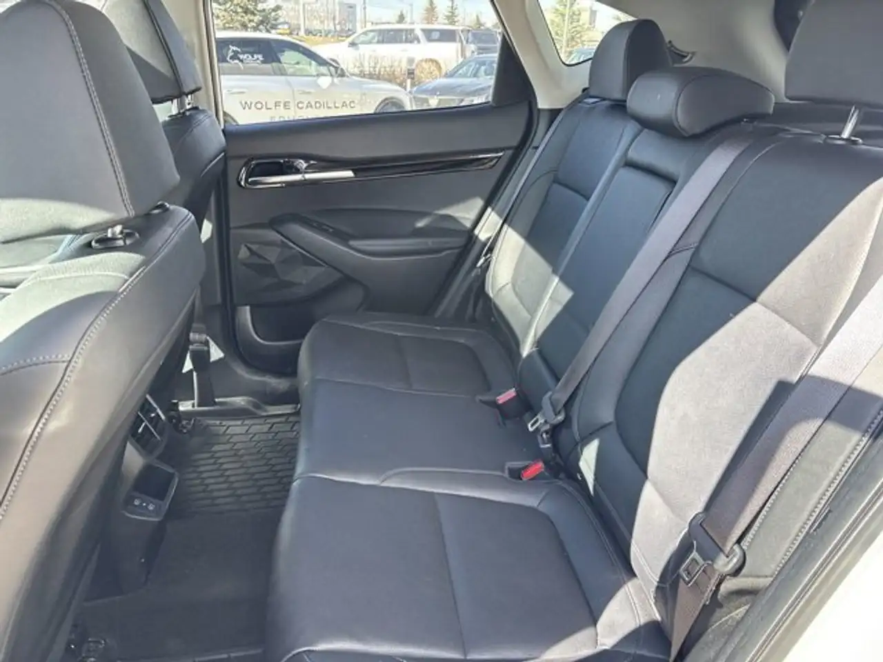 Kia Seltos снимка Kia Seltos