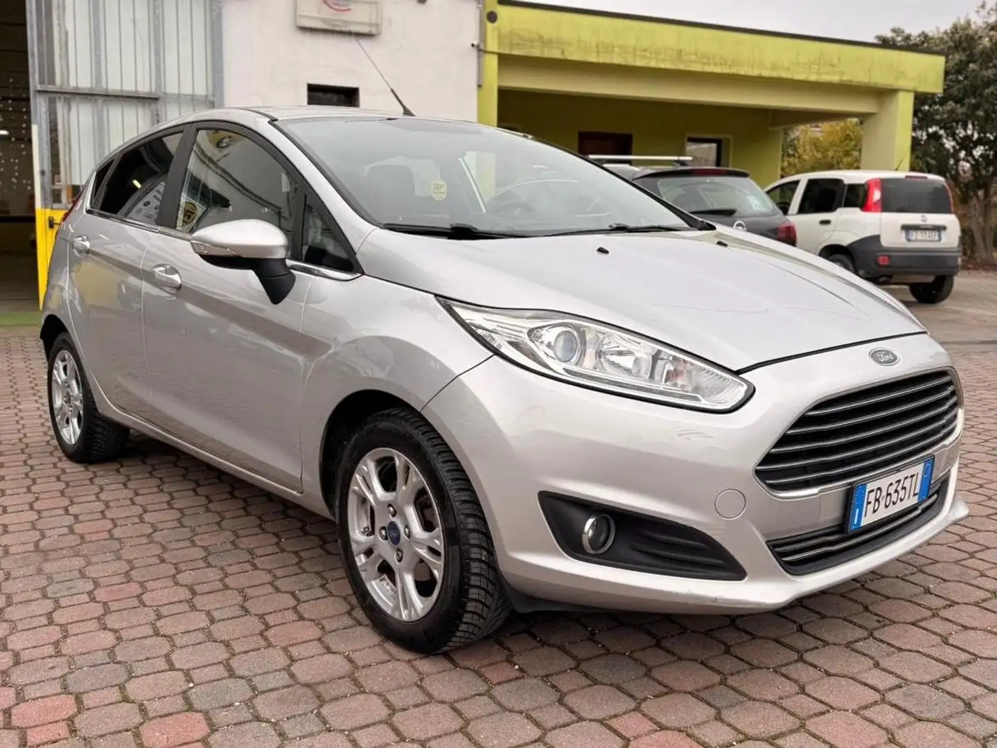 Ford Fiesta Fiesta 5p 1.4 Black Argent - 2