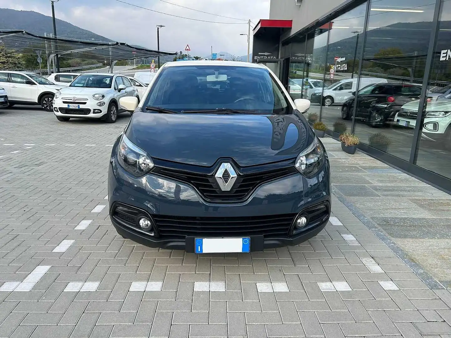 Renault Captur 1.5 dCi 8V 90 CV Start&Stop Life Blau - 2