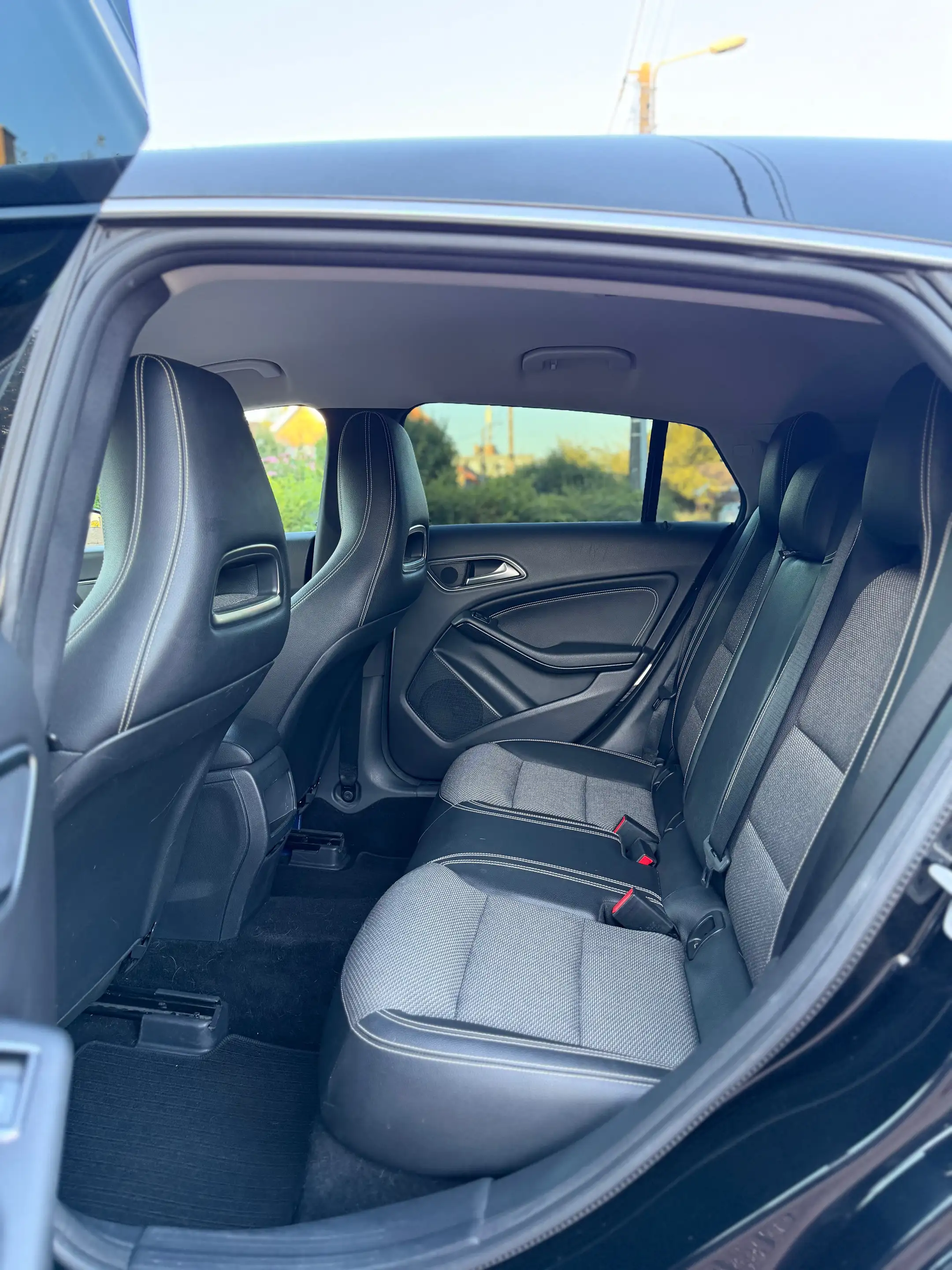 Mercedes-Benz C 180 C 180 d — photo 10