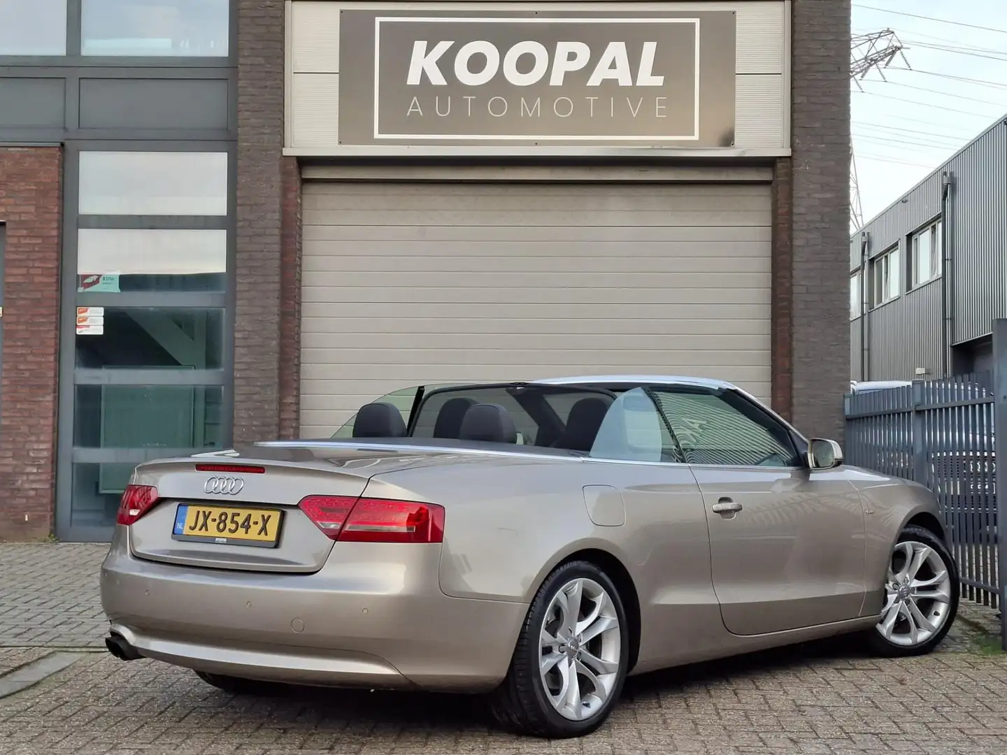 Audi A5 Cabriolet 1.8 TFSI | S-line | Xenon | Volledig Ond Beige - 2