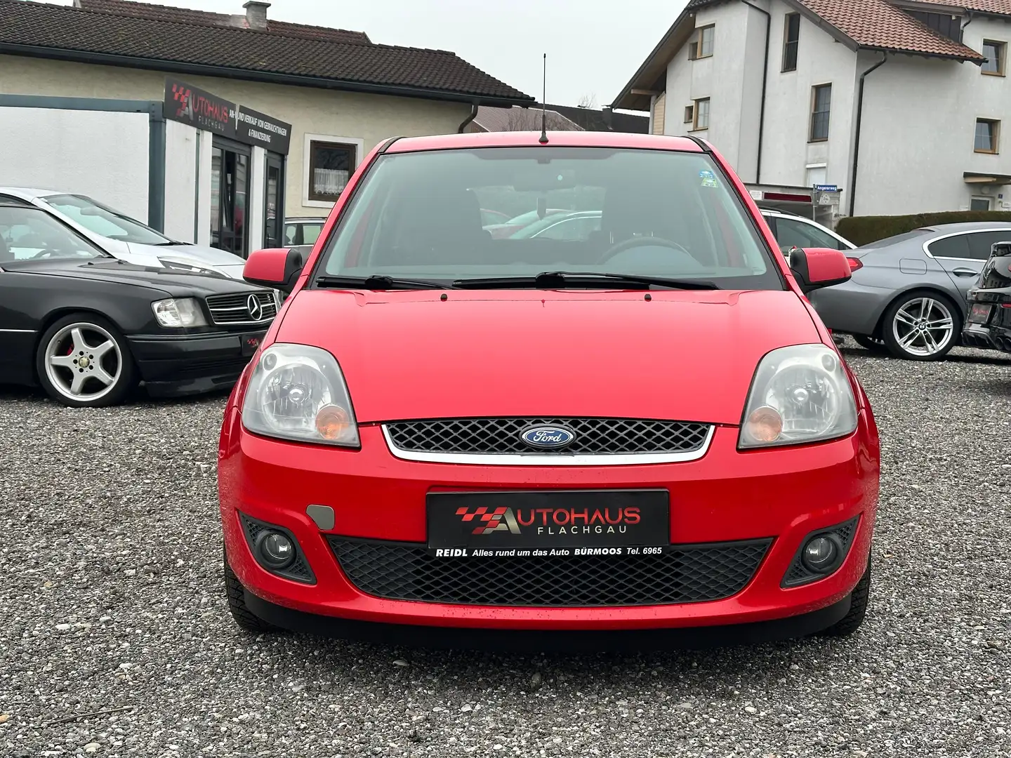 Ford Fiesta Connection Rot - 2