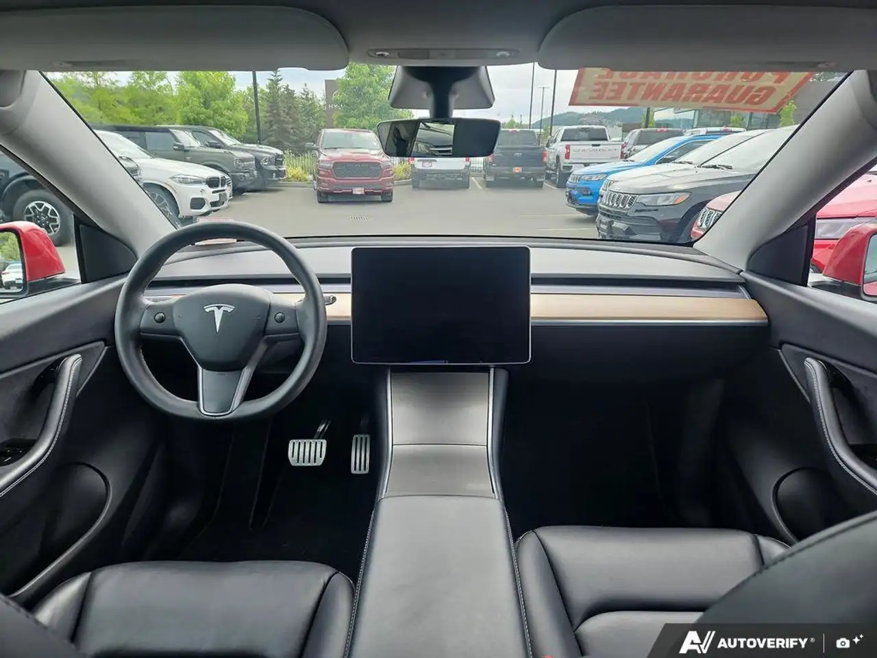 Tesla Model Y fotografie Tesla Model Y