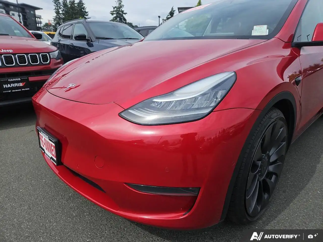 Tesla Model Y fotografie Tesla Model Y