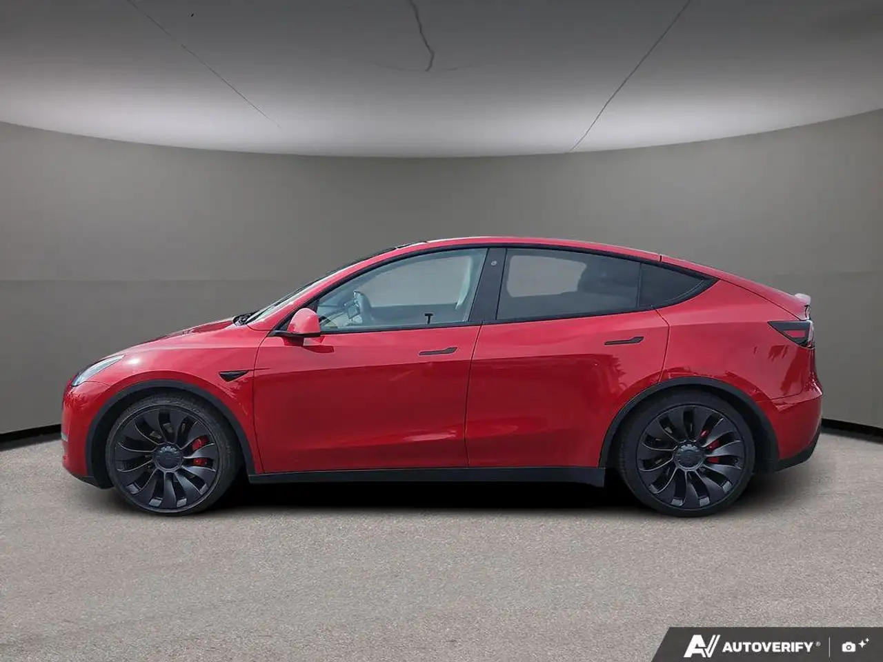 Tesla Model Y fotografie Tesla Model Y