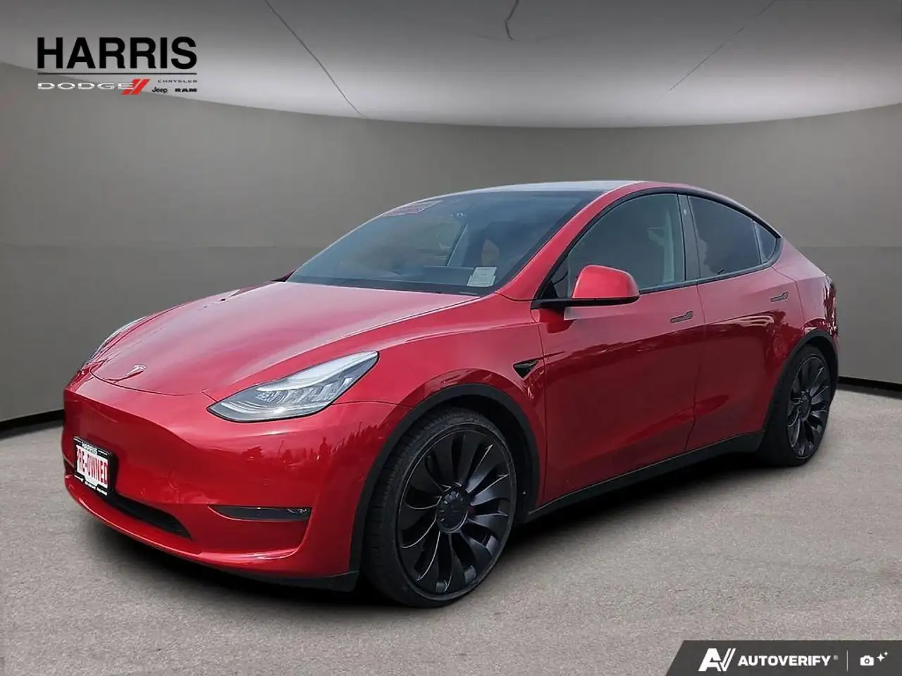 Tesla Model Y fotografie Tesla Model Y