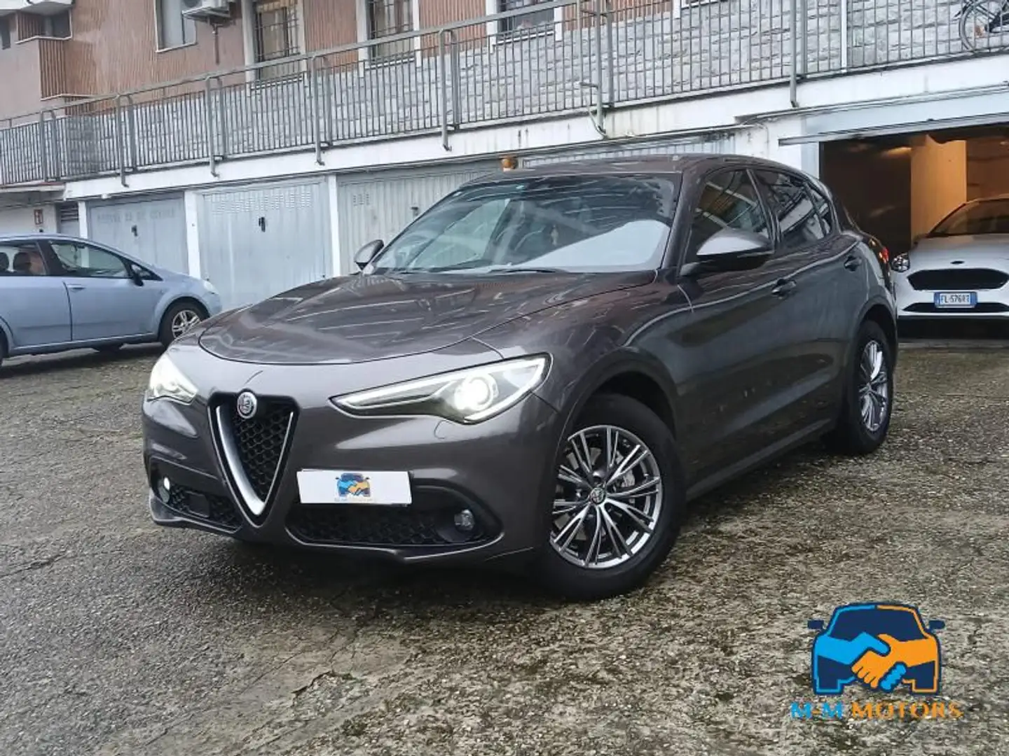Alfa Romeo Stelvio 2.2 t Business rwd 180cv auto ProMMo Grau - 1