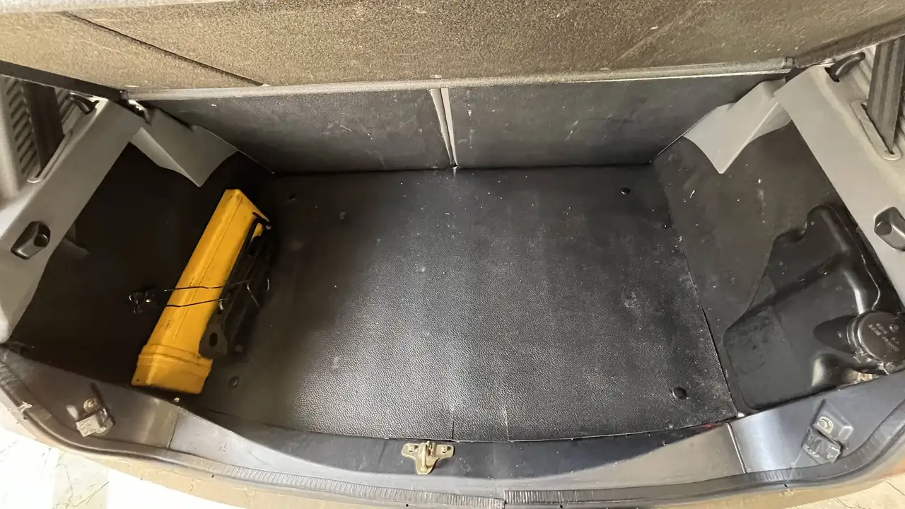 Peugeot 205 GR, foto 12