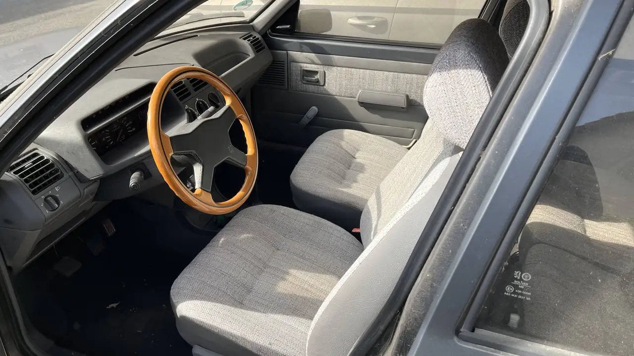 Peugeot 205 GR, foto 8