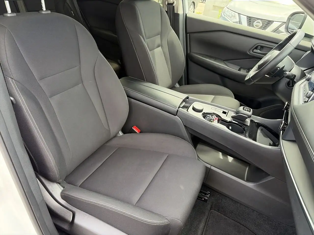 Nissan Rogue photo Nissan Rogue