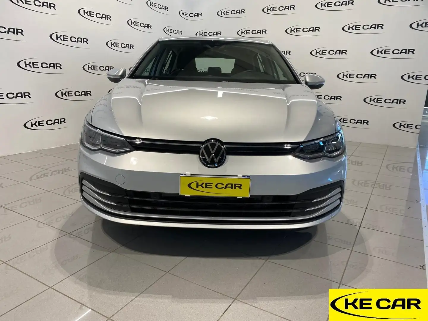 Volkswagen Golf 1.0 eTSI EVO DSG Life PROMO VOLKSWAGEN Argento - 2