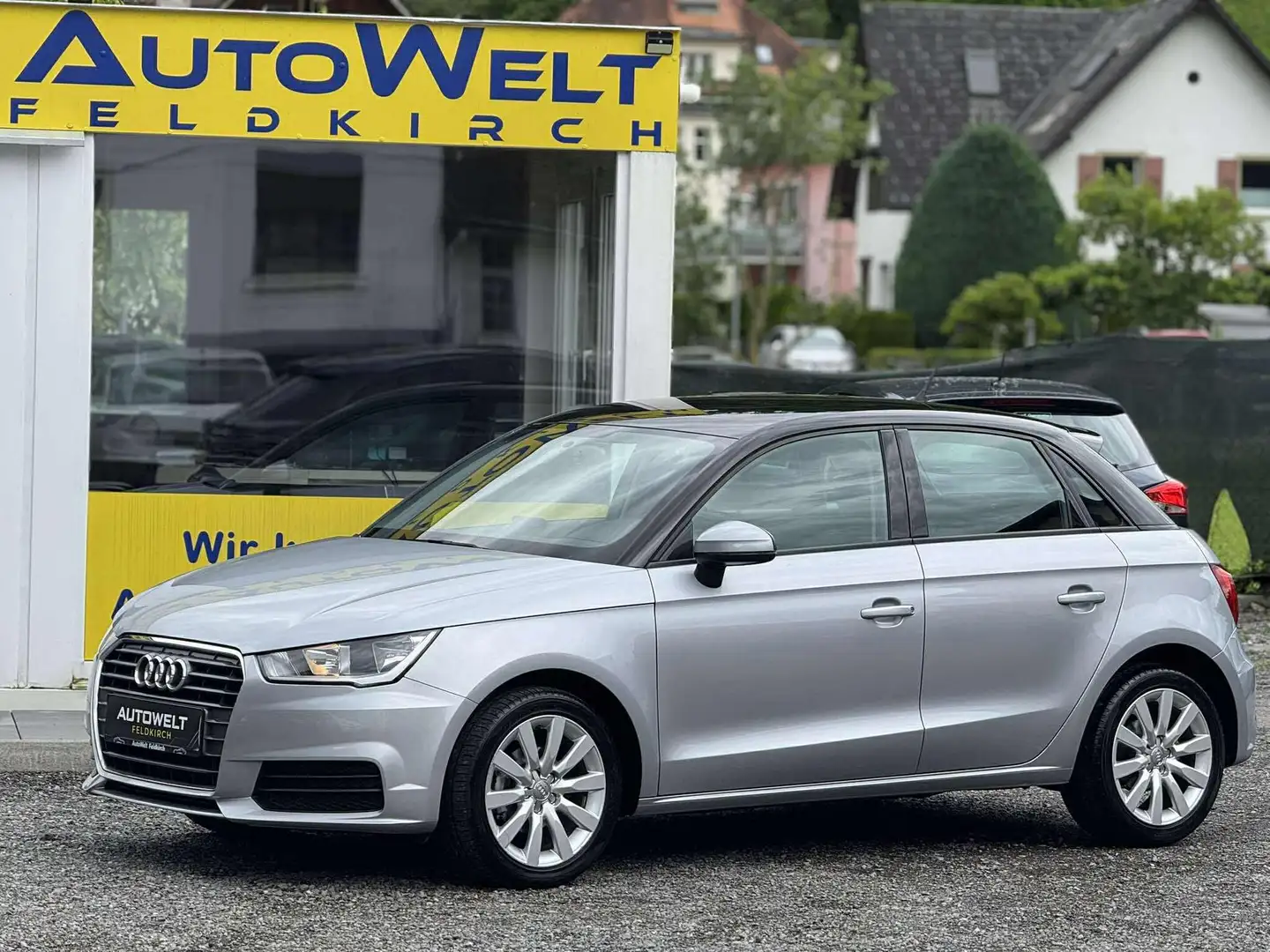 Audi A1 basis ERSTBESITZ *PICKERL BIS 12/2025 Grau - 1
